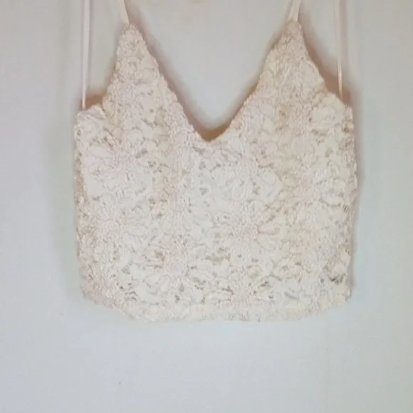 Zara lace embroidered crochet spaghetti strap crop top - Picture 1 of 8